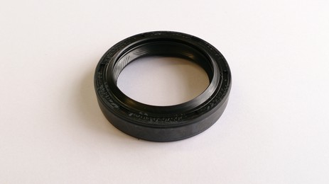 Diff shaft oil seal