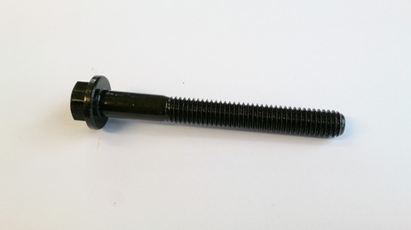 Long cylinder head stretch bolts