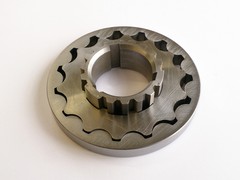Serpentine oil pump gears