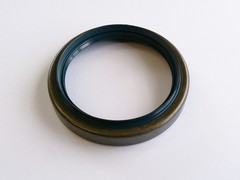Wheel bearing seal (rear)