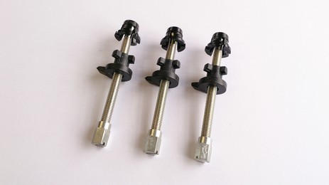 headlamp retaining clips